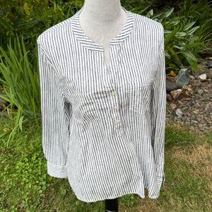 CARVE DESIGNS long sleeve blouse - Size M - White w/black stripes - V-neck